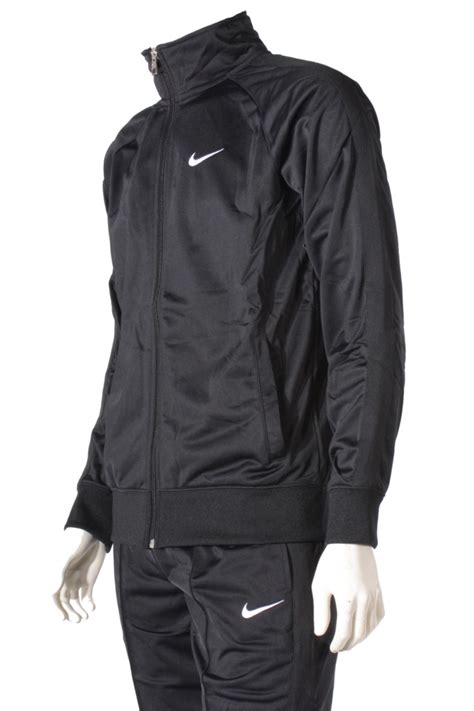 nike trainingsanzug herren ebay kleinanzeigen|Herren Trainingsanzug kleinanzeigen.de.